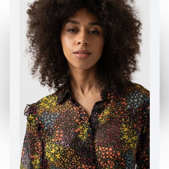 NWT Saint + Sofia Women's Taylor Frill Detail Blouse, Ditsy Floral - Picture 4 of 8
